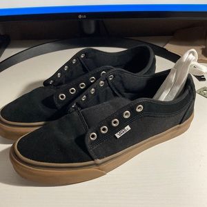 Vans Chukka Low Black/Black/Gum color US men size 10